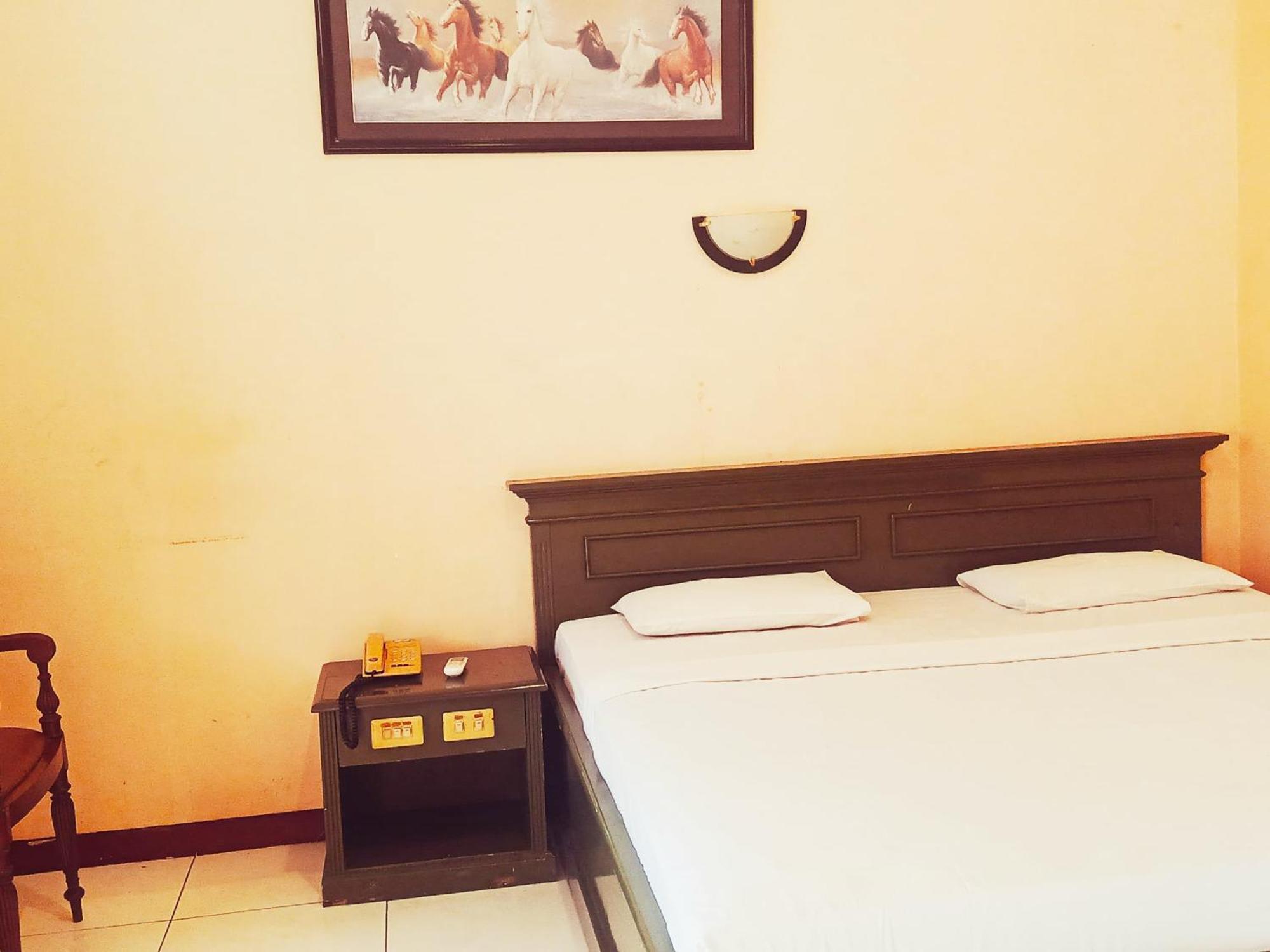 Hotel Wijaya Purwokerto Exteriér fotografie