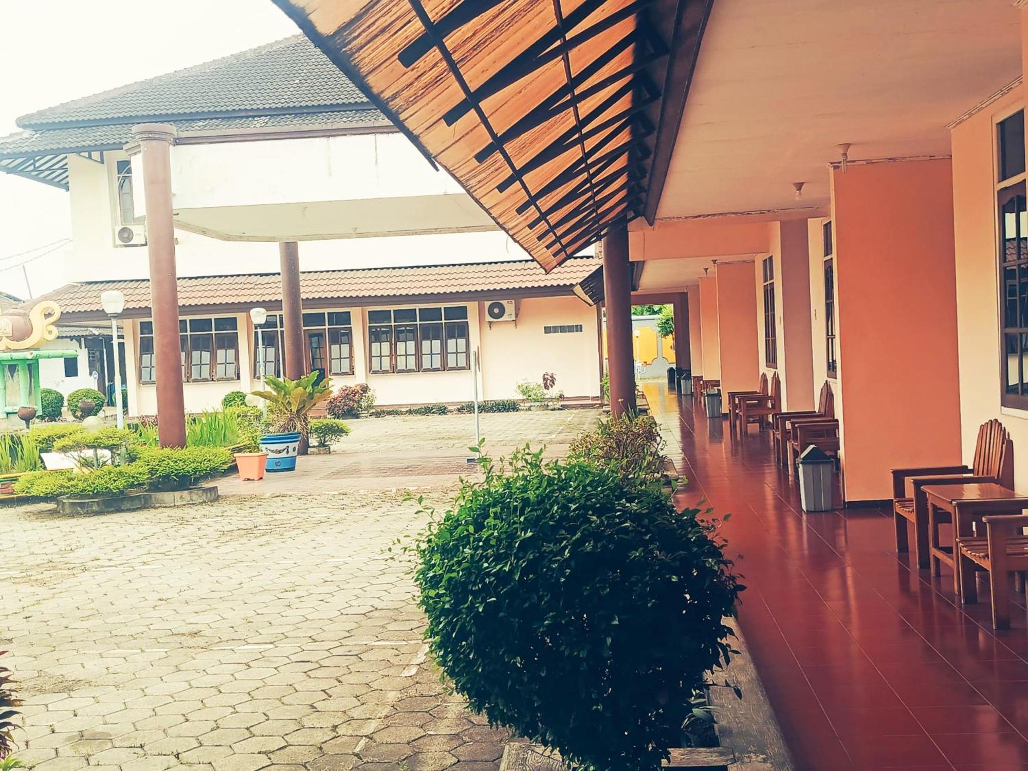 Hotel Wijaya Purwokerto Exteriér fotografie