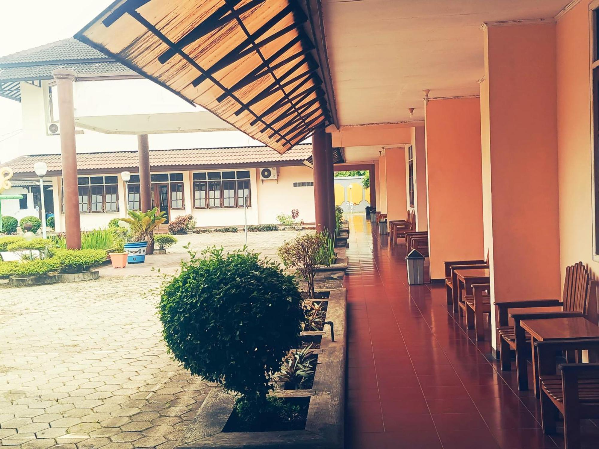 Hotel Wijaya Purwokerto Exteriér fotografie
